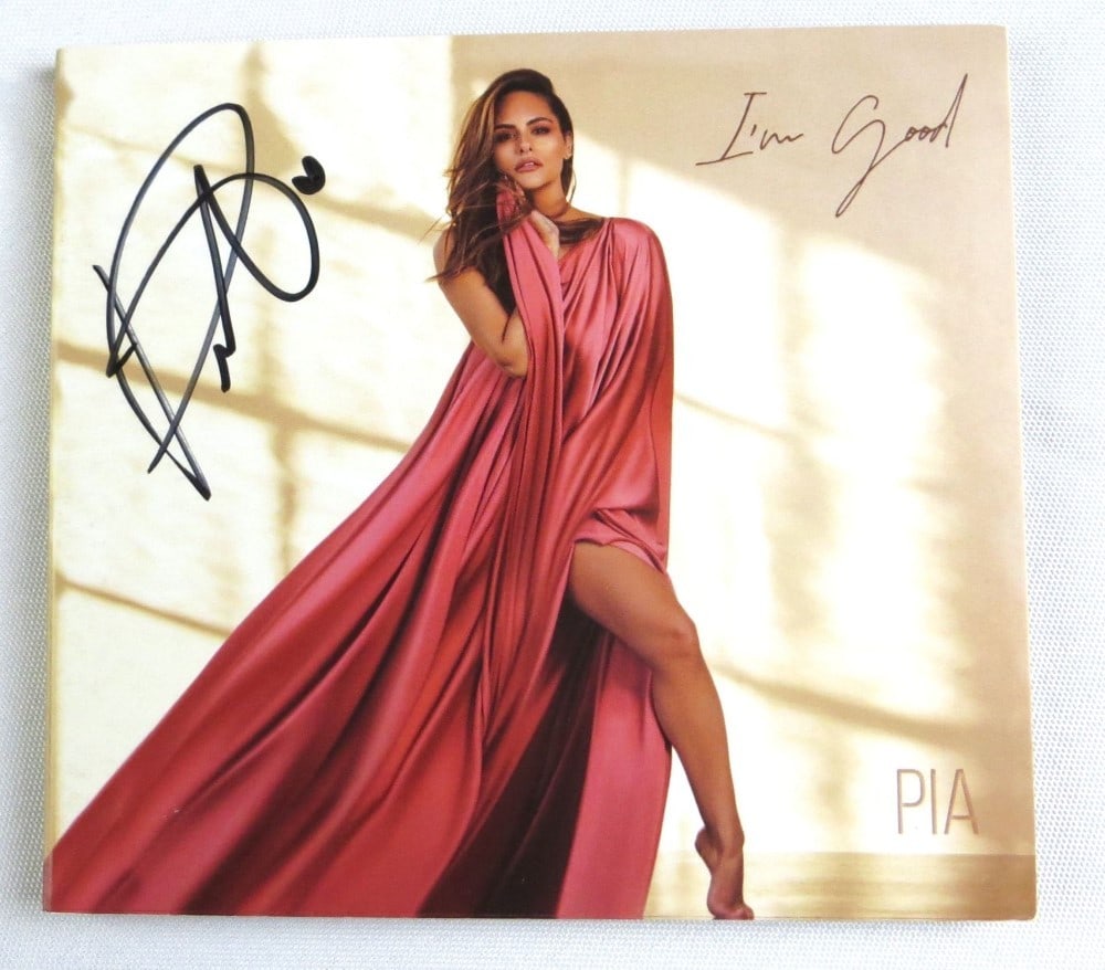 Pia Toscano Autographed CD Cover I'm Good JSA Certified: Pia Toscano Autographed CD Cover I'm Good JSA Certified This is an original autographed CD cover of Pia Toscano from American Idol, featuring her signature authenticated by James Spence Authentication