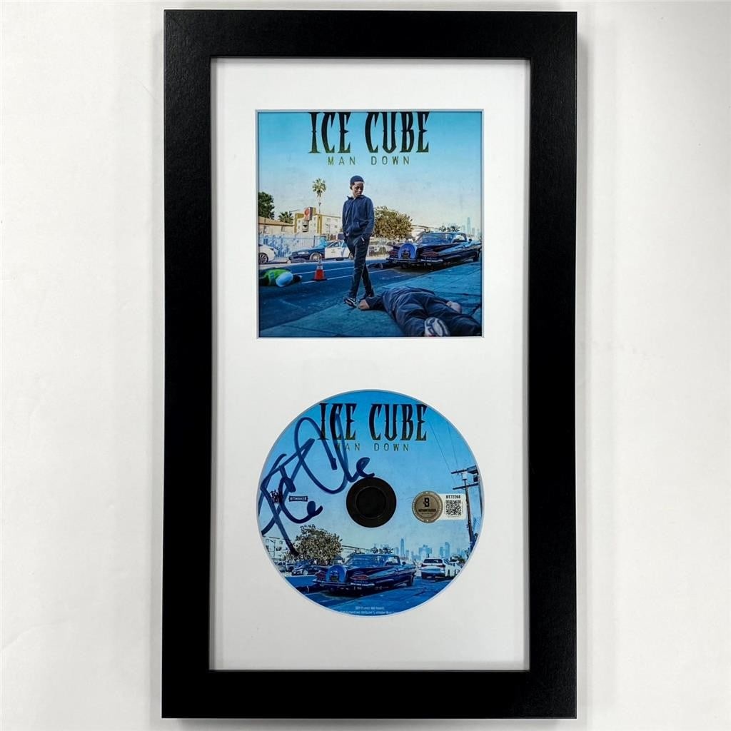 Framed Ice Cube Man Down CD booklet autograph display Beckett BAS (1 of 4)