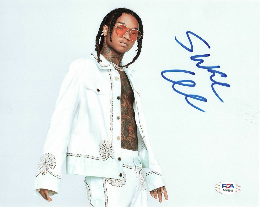 Swae Lee Autographed 8x10 Photo PSA/DNA Authentic Rapper Collectible: Swae Lee Autographed 8x10 Photo PSA/DNA Authentic Rapper Collectible This is an original 8x10 photograph professionally printed and autographed by rapper Swae Lee. The signature has been authenticated