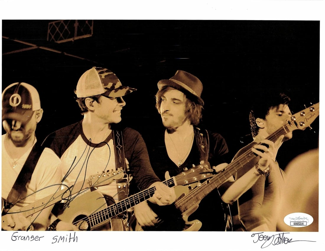 Granger Smith Signed 8.5x11 Photo JSA Authenticated Country Singer (1 of 1)