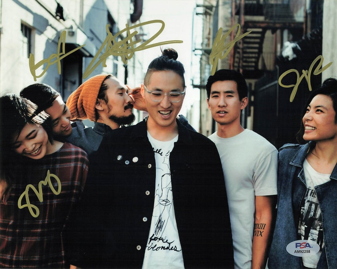 Run River North Autographed 8x10 Photo PSA/DNA Certified: Run River North Autographed 8x10 Photo PSA/DNA Certified This professionally printed 8x10 photograph features the autographs of the band Run River North. Each signature has been authenticated by