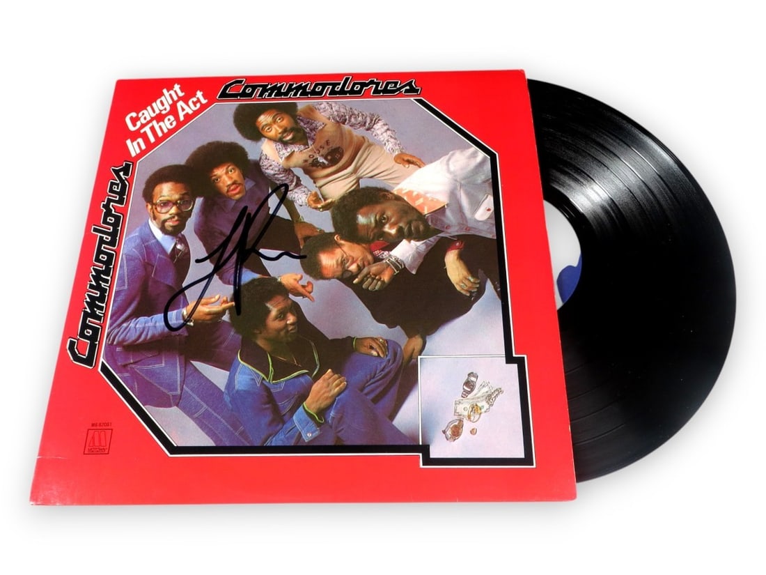 Lionel Richie Autographed Album Cover Commodores JSA Certified (1 of 4)