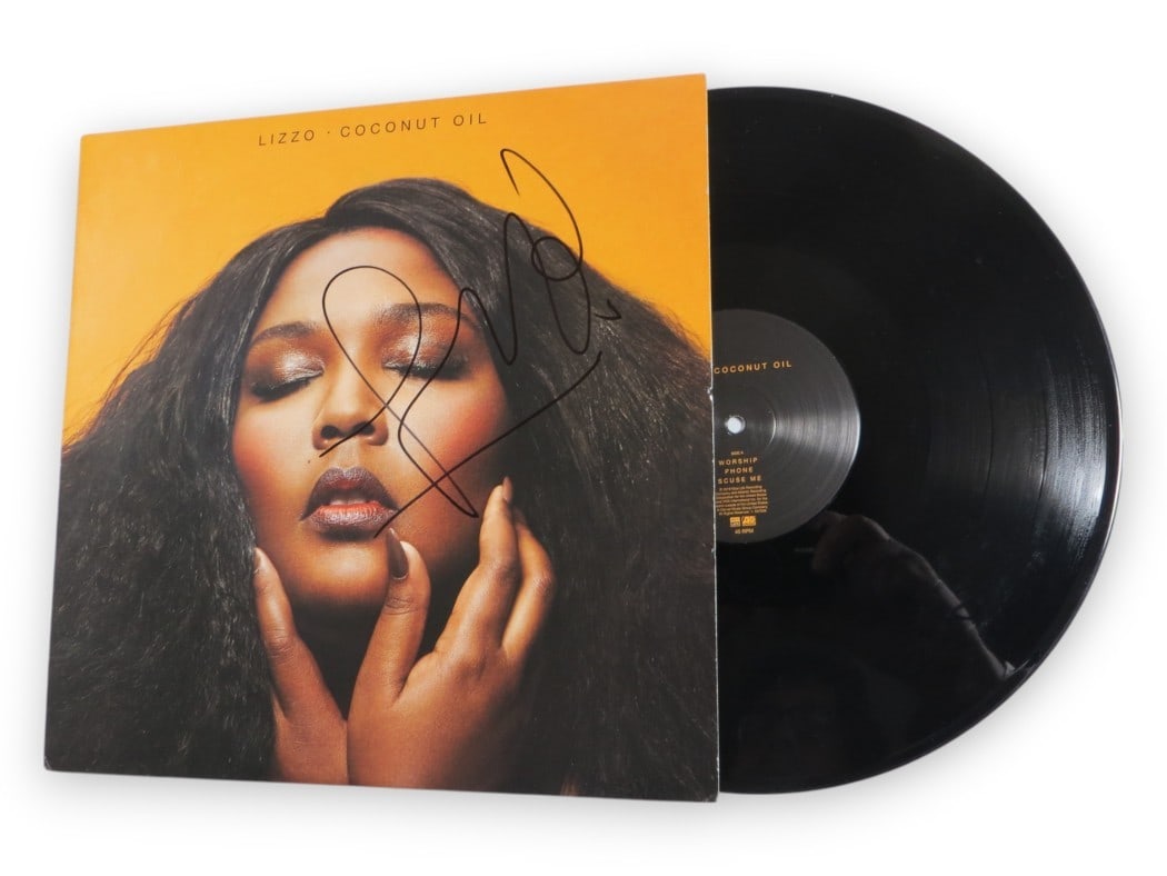 Lizzo Autographed Coconut Oil Album Cover JSA Certified (1 of 4)