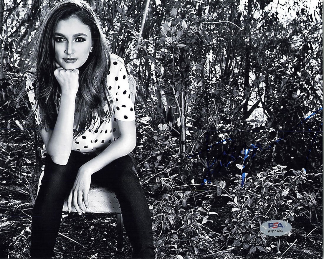 Daya Autographed 8x10 Photo PSA/DNA Certified Original: Daya Autographed 8x10 Photo PSA/DNA Certified Original This item features a professionally printed 8x10 photograph signed by singer Daya. The autograph has been authenticated by PSA/DNA, ensuring its 