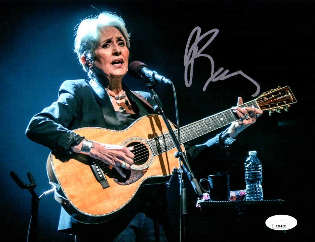 Joan Baez Signed 8X10 Photo Autographed JSA Certified Legend: Joan Baez Signed 8X10 Photo Autographed JSA Certified Legend This stunning 8X10 photograph features the legendary singer-songwriter Joan Baez, beautifully autographed for fans and collectors alike. Th