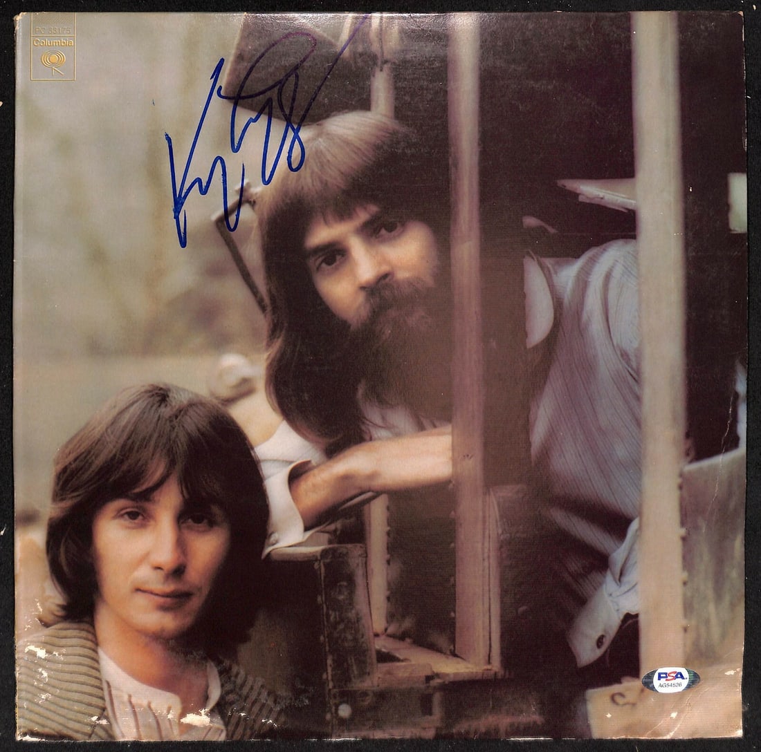 Mother Lode Album Signed by Kenny Loggins PSA/DNA Authenticated: Mother Lode Album Signed by Kenny Loggins PSA/DNA Authenticated This is an original record album signed by Kenny Loggins. The autograph has been authenticated by PSA/DNA, ensuring its authenticity. Th