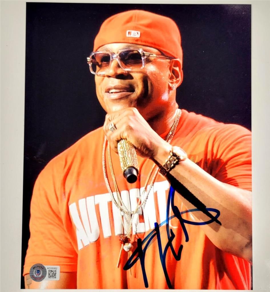 8x10 photograph autographed by LL Cool J with Beckett authentication: 8x10 photograph autographed by LL Cool J with Beckett authentication This original 8x10 photograph features the autograph of rapper LL Cool J. The signature is authenticated by Beckett and includes a 