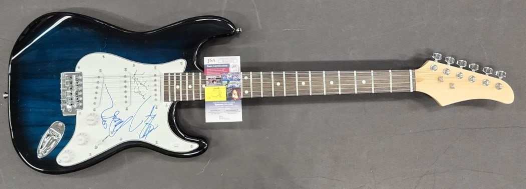 Sex and the City Signed Electric Guitar by SJP Kristin Davis Cynthia Nixon JSA: Sex and the City Signed Electric Guitar by SJP Kristin Davis Cynthia Nixon JSA This exceptional autographed electric guitar features the iconic signatures of Sarah Jessica Parker, Kristin Davis, and C