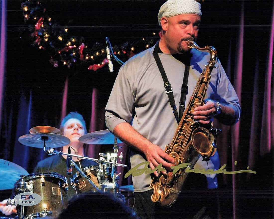 Bob Franceschini 8x10 Signed Photo PSA/DNA Authenticated Musician: Bob Franceschini 8x10 Signed Photo PSA/DNA Authenticated Musician Offer a unique piece of music memorabilia with this professionally printed 8x10 photograph signed by renowned saxophonist and musician