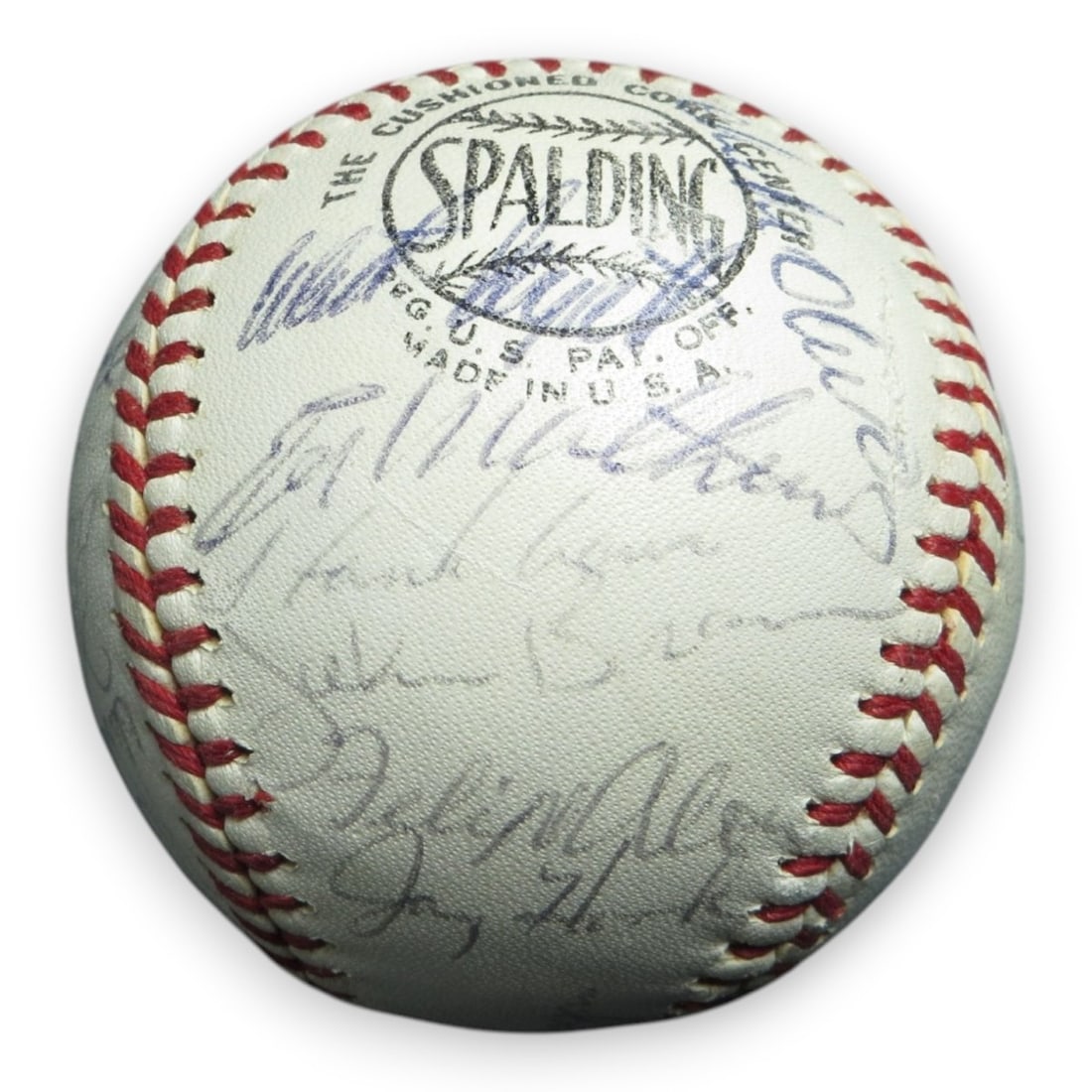 Milwaukee Braves 35-Signature Spalding Baseball GAI Authenticated Hank Aaron: Milwaukee Braves 35-Signature Spalding Baseball GAI Authenticated Hank Aaron This is an original 1967 Milwaukee Braves team autographed baseball featuring thirty-five signatures on a Spalding Official