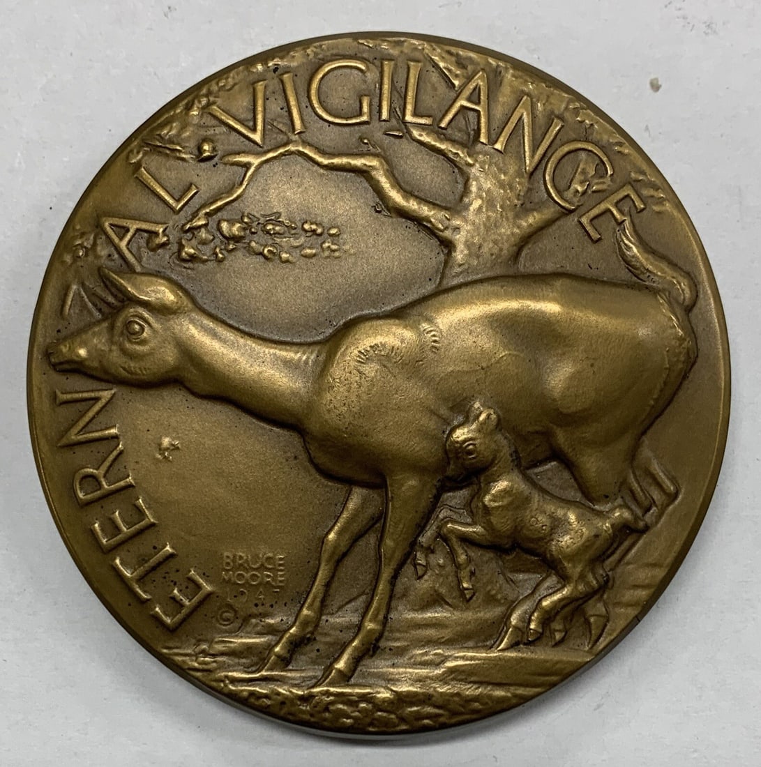 Bronze Eternal Vigilance Medal 1947 Bruce Moore Society of Medalists 3 Inch 6 Oz: Bronze Eternal Vigilance Medal 1947 Bruce Moore Society of Medalists 3 Inch 6 Oz This is a 1947 Society of Medalists bronze medal, issue #35, designed by Bruce Moore and titled "Eternal Vigilance." Th