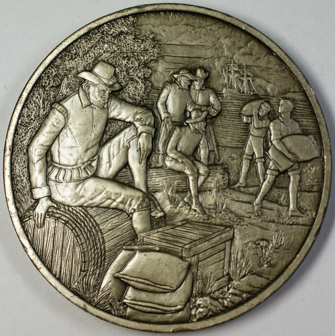 1976 Franklin Mint Jamestown pewter commemorative medal 2 inch (1 of 3)