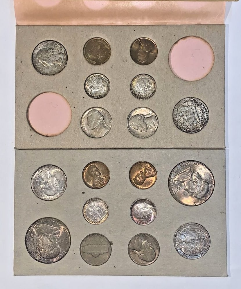 18-Piece 1956 Silver US Double Mint Coin Set in Original Holders: 18-Piece 1956 Silver US Double Mint Coin Set in Original Holders This 1956 US Double Mint Set includes 18 uncirculated coins presented in their original cardboard holders. The coins, composed of silve