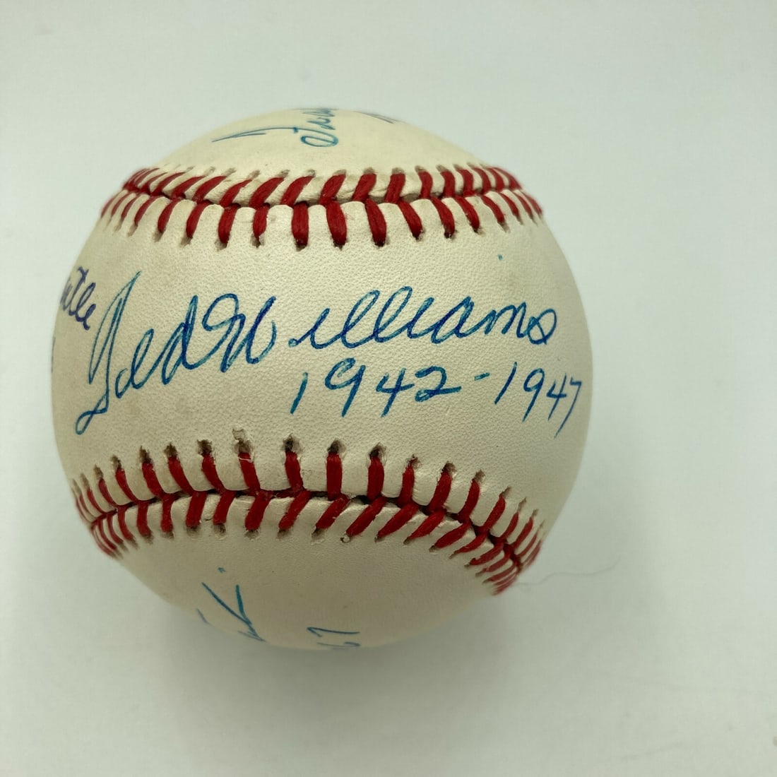Mickey Mantle Ted Williams Signed Triple Crown Baseball JSA Authenticated: Mickey Mantle Ted Williams Signed Triple Crown Baseball JSA Authenticated This remarkable official Rawlings baseball features the signatures of four legendary Major League Baseball players who achieve