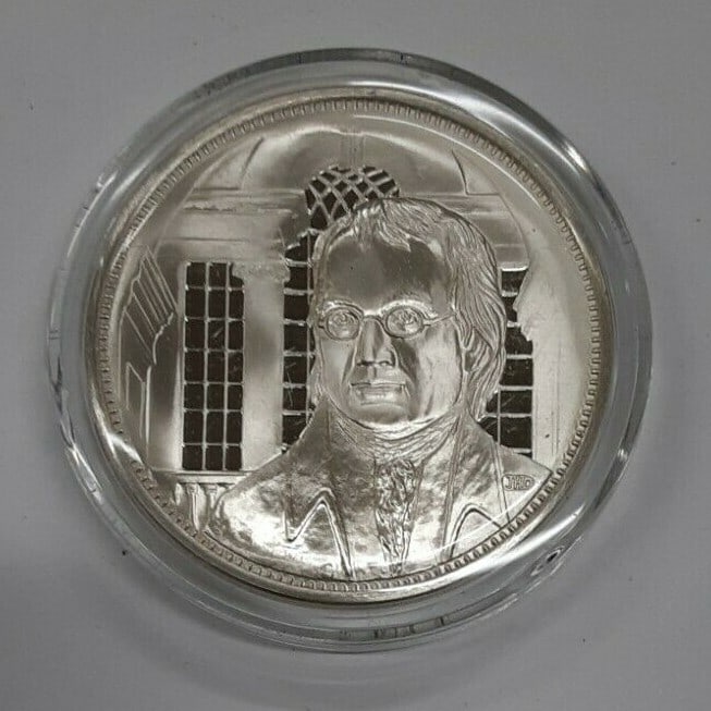 Sterling Silver William Ellery Declaration Signer Medal by Franklin Mint: Sterling Silver William Ellery Declaration Signer Medal by Franklin Mint This Franklin Mint sterling silver medal honors William Ellery of Rhode Island, one of the 56 signers of the Declaration of Ind