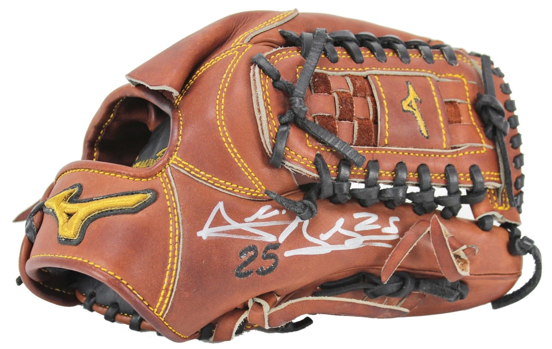 Archie Bradley Signed Game Used Mizuno Pro Glove BAS COA (1 of 10)