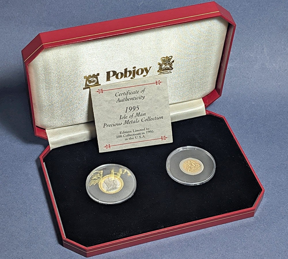 1995 Bi-Metal Noble and Angel Coins Set Isle of Man Gold Platinum OGP: 1995 Bi-Metal Noble and Angel Coins Set Isle of Man Gold Platinum OGP This original 1995 Isle of Man 2 Coin Bi-Metal Noble and Angel Set features two uncirculated coins, each containing 1/8 oz of gold
