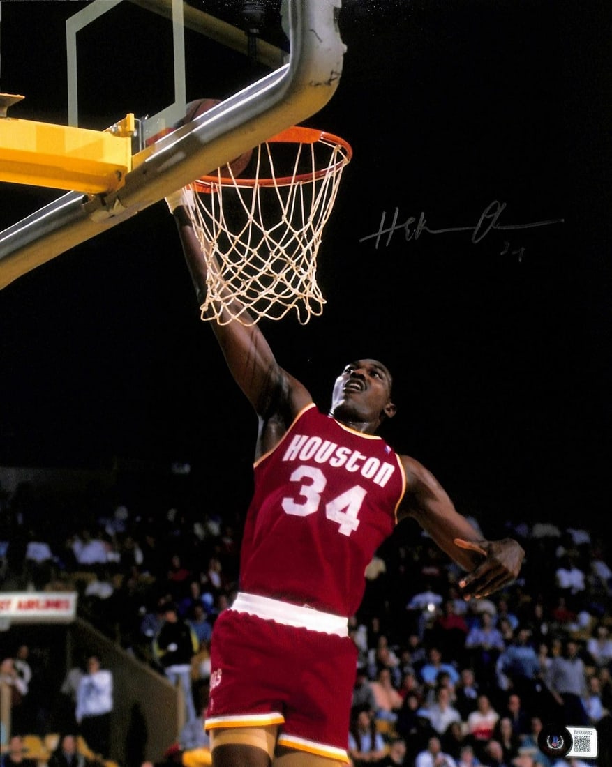 Beckett Authenticated Hakeem Olajuwon Signed 11x14 Rockets Action Photo (1 of 1)