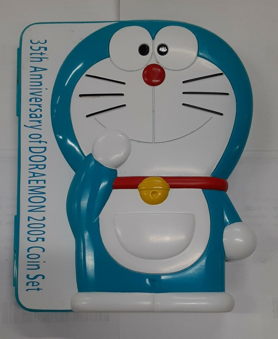 2005 Japan Doraemon 35th Anniversary Brilliant Uncirculated 6 Coin and Medal Set: 2005 Japan Doraemon 35th Anniversary Brilliant Uncirculated 6 Coin and Medal Set This is a 2005 Japan Mint 7-coin and medal set issued to commemorate the 35th anniversary of Doraemon. The set includes