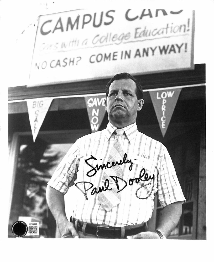 8x10 Beckett authenticated Paul Dooley signed Breaking Away photo (1 of 1)