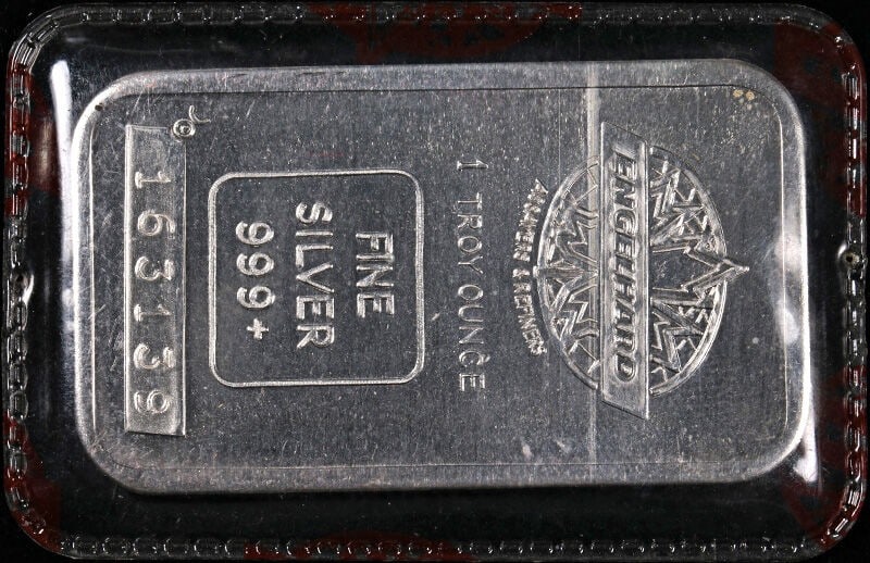 1981 Engelhard Canada Red Seal 1 Troy oz Silver Bar (1 of 2)