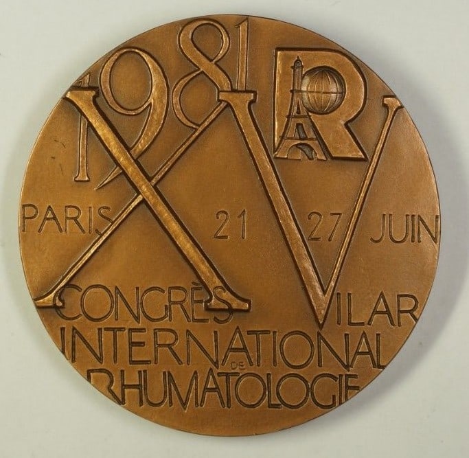 Bronze 1981 Rheumatologists Congress Paris Commemorative With Stand and Box: Bronze 1981 Rheumatologists Congress Paris Commemorative With Stand and Box Bronze commemorative medal from the 1981 International Congress of Rheumatologists held in Paris from June 21 to 27. This pi
