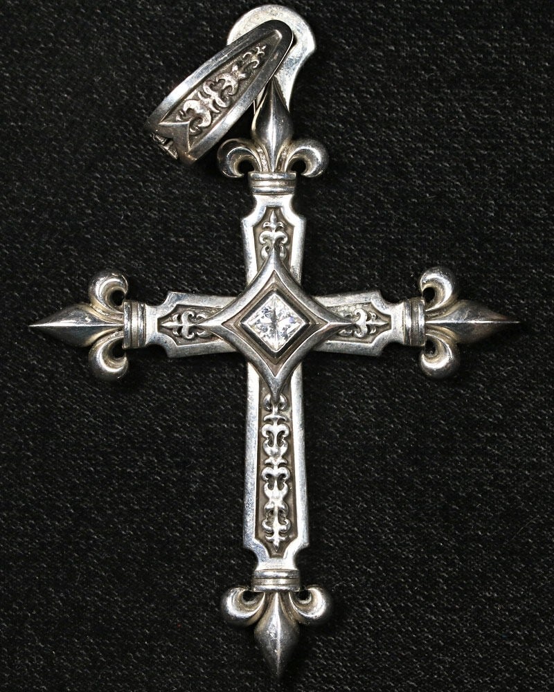 Sterling Silver Fleur De Lis Cross Pendant with Moissanite (1 of 2)