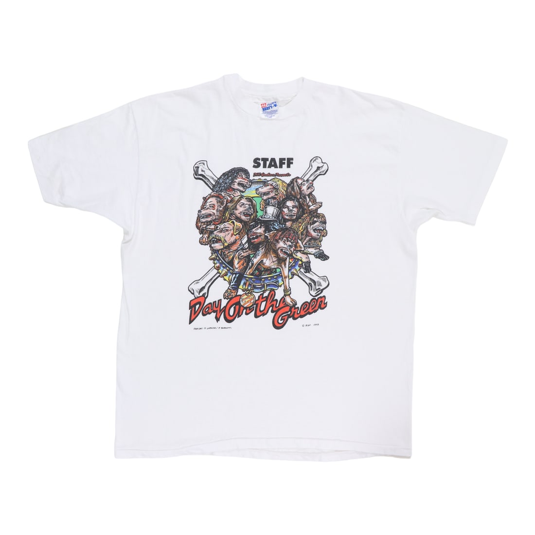 Vintage 1992 Day On The Green T-Shirt Featuring Metallica and Guns N Roses: Vintage 1992 Day On The Green T-Shirt Featuring Metallica and Guns N Roses This is an original vintage 1992 Metallica Guns N Roses Day On The Green concert shirt featuring graphics on both the front a