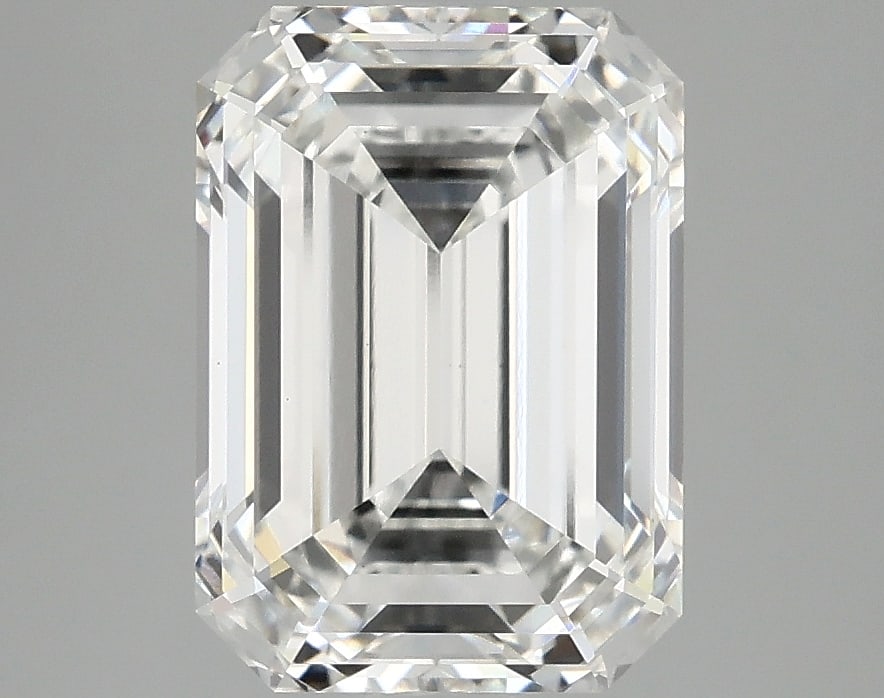 Loose Diamond - EMERALD 3.35ct E VS1: Loose Diamond - EMERALD 3.35ct E VS1 Source: This is a real non-mined Diamond that has been grown in a lab Shape: EMERALD Carats: 3.35 Color: E Clarity: VS1 Certification: IGI Condition: Pre-Owned Add