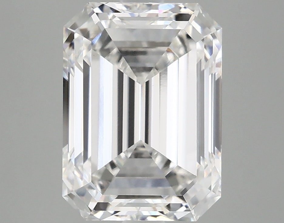 Loose Diamond - EMERALD 3.99ct F VVS2: Loose Diamond - EMERALD 3.99ct F VVS2 Source: This is a real non-mined Diamond that has been grown in a lab Shape: EMERALD Carats: 3.99 Color: F Clarity: VVS2 Certification: IGI Condition: Pre-Owned A