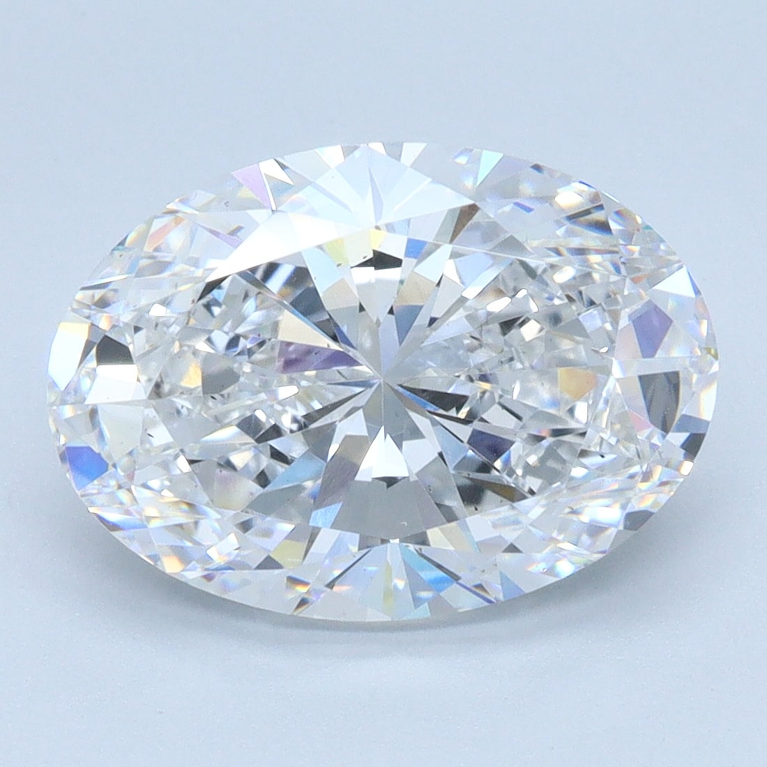 Loose Diamond - OVAL 4.01ct E VS2: Loose Diamond - OVAL 4.01ct E VS2 Source: This is a real non-mined Diamond that has been grown in a lab Shape: OVAL Carats: 4.01 Color: E Clarity: VS2 Certification: IGI Condition: Pre-Owned Additiona