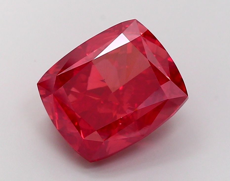 Loose Diamond - CUSHION MODIFIED 8.07ct Fancy Vivid Red VS2: Loose Diamond - CUSHION MODIFIED 8.07ct Fancy Vivid Red VS2 Source: This is a real non-mined Diamond that has been grown in a lab Shape: CUSHION MODIFIED Carats: 8.07 Color: Fancy Vivid Red Certificat