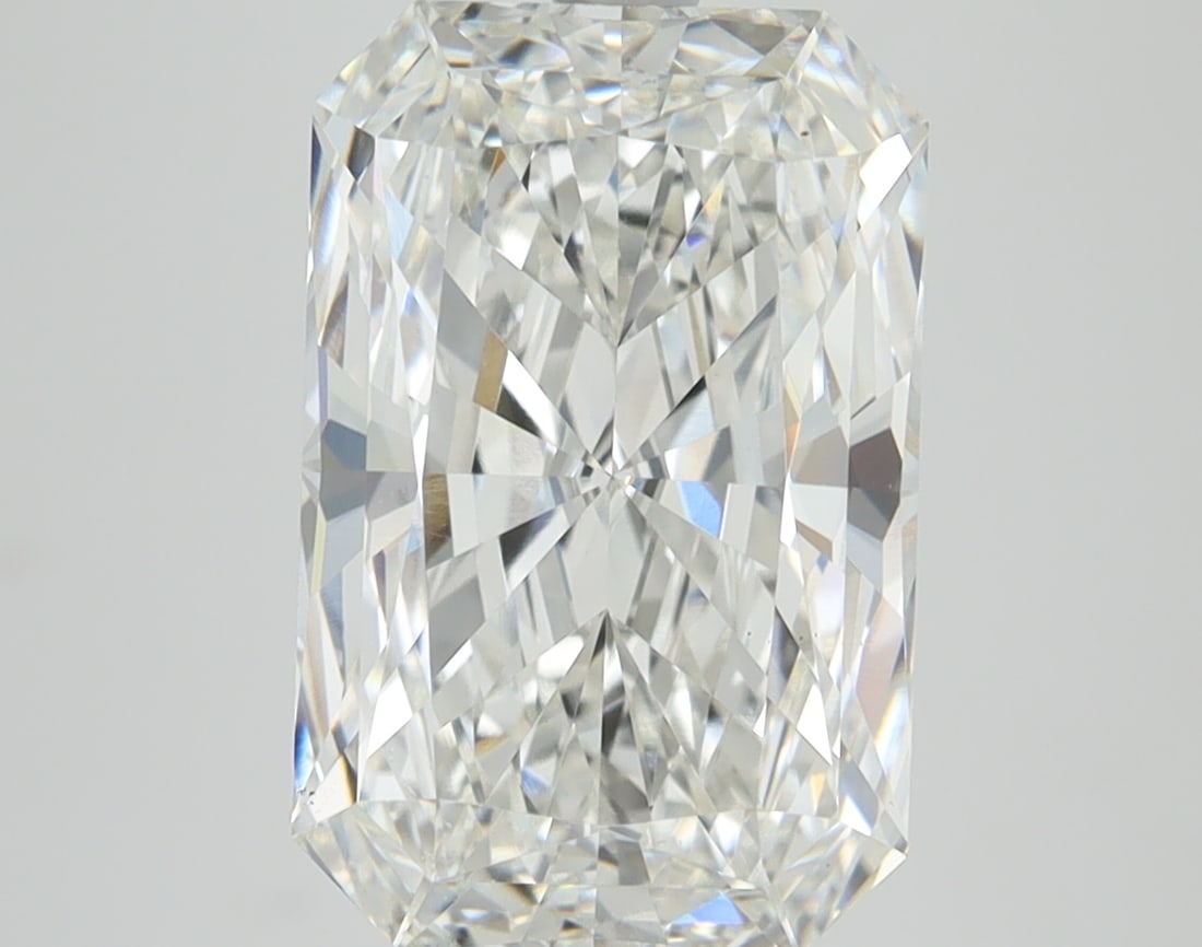 Loose Diamond - RADIANT 4.17ct F VS1: Loose Diamond - RADIANT 4.17ct F VS1 Source: This is a real non-mined Diamond that has been grown in a lab Shape: RADIANT Carats: 4.17 Color: F Clarity: VS1 Certification: IGI Condition: Pre-Owned