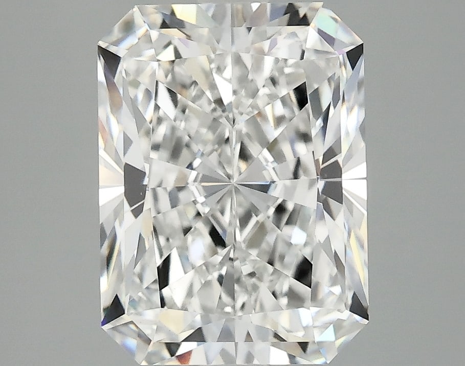 Loose Diamond - RADIANT 3.72ct F VVS2: Loose Diamond - RADIANT 3.72ct F VVS2 Source: This is a real non-mined Diamond that has been grown in a lab Shape: RADIANT Carats: 3.72 Color: F Clarity: VVS2 Certification: IGI Condition: Pre-Owned