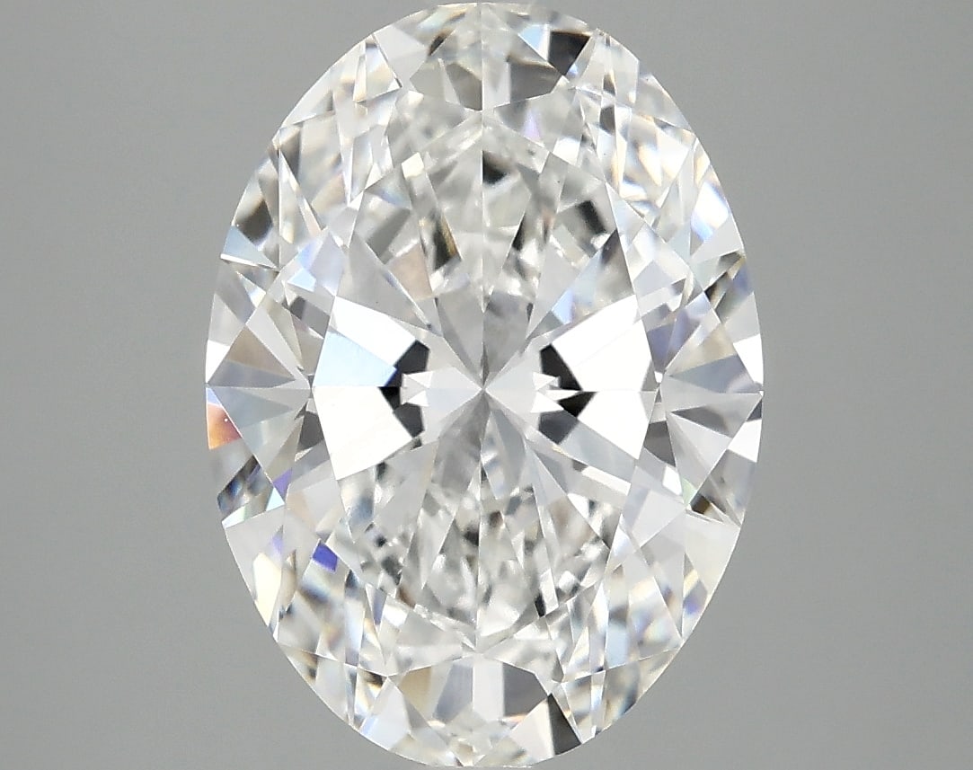 Loose Diamond - OVAL 4.05ct E VVS2: Loose Diamond - OVAL 4.05ct E VVS2 Source: This is a real non-mined Diamond that has been grown in a lab Shape: OVAL Carats: 4.05 Color: E Clarity: VVS2 Certification: IGI Condition: Pre-Owned Additio