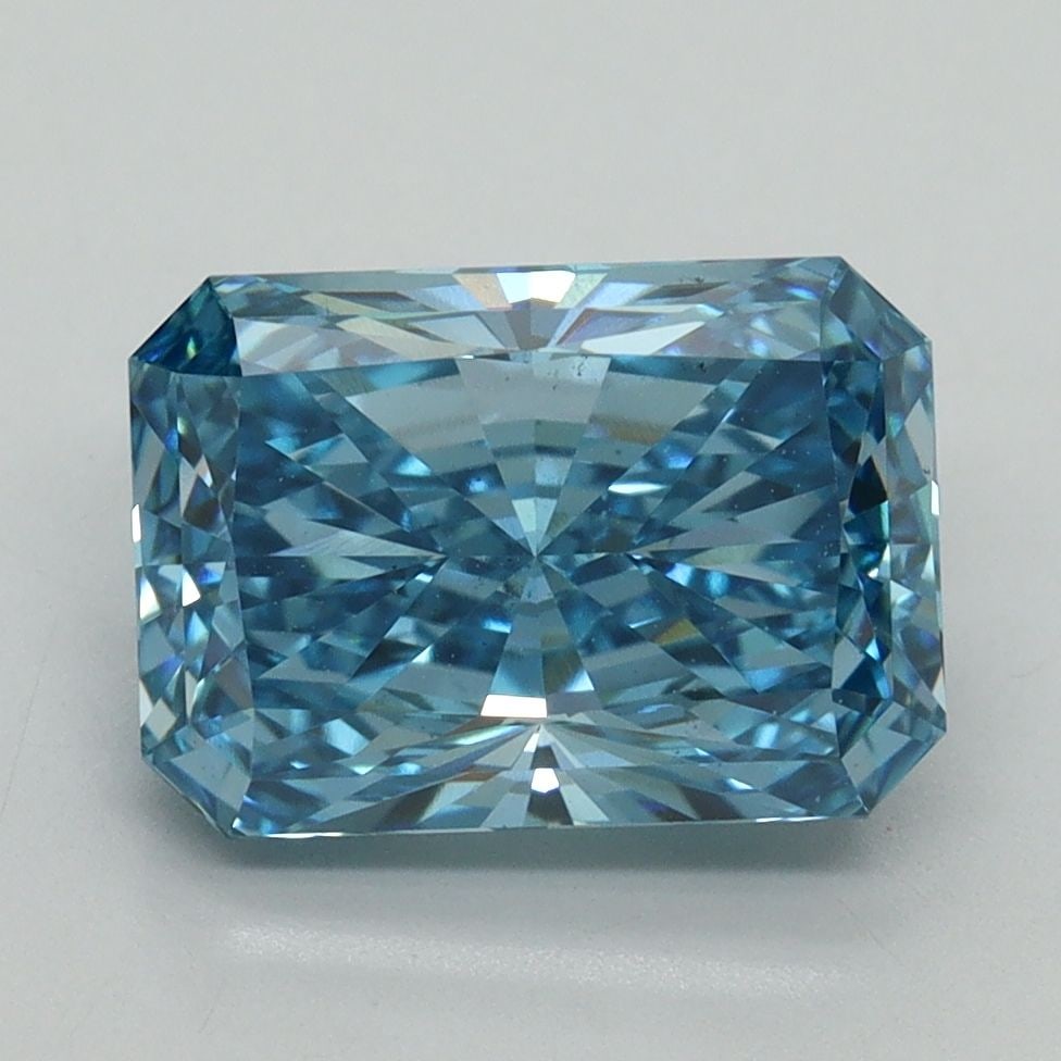 Loose Diamond - RADIANT 3.02ct Fancy Vivid Blue VS2: Loose Diamond - RADIANT 3.02ct Fancy Vivid Blue VS2 Source: This is a real non-mined Diamond that has been grown in a lab Shape: RADIANT Carats: 3.02 Color: Fancy Vivid Blue Certification: IGI Video: