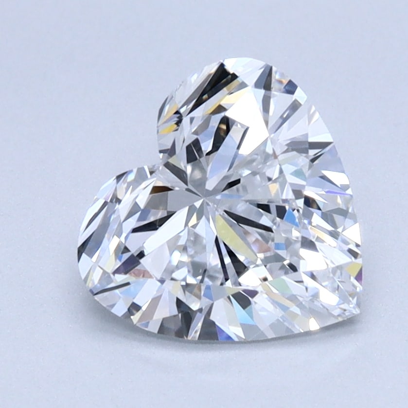 Loose Diamond - HEART 1.55ct D VVS2: Loose Diamond - HEART 1.55ct D VVS2 Source: This is a real non-mined Diamond that has been grown in a lab Shape: HEART Carats: 1.55 Color: D Clarity: VVS2 Certification: IGI Condition: Pre-Owned Addit