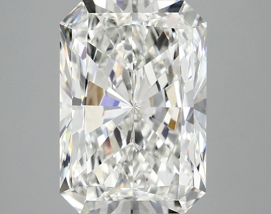 Loose Diamond - RADIANT 3.89ct F VVS2: Loose Diamond - RADIANT 3.89ct F VVS2 Source: This is a real non-mined Diamond that has been grown in a lab Shape: RADIANT Carats: 3.89 Color: F Clarity: VVS2 Certification: IGI Condition: Pre-Owned A