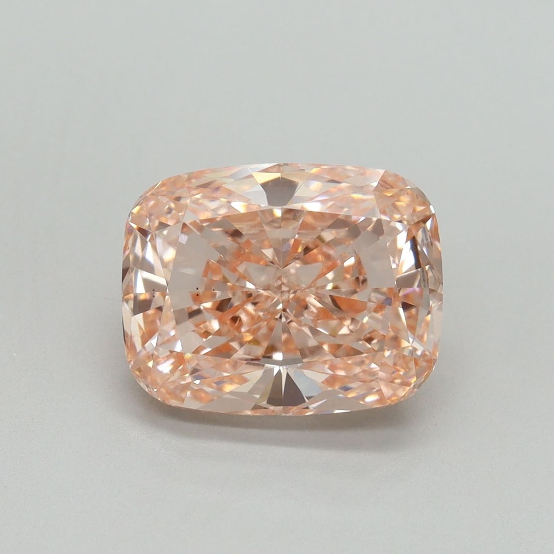 Loose Diamond - CUSHION MODIFIED 4.0ct Fancy Vivid Pink VS2: Loose Diamond - CUSHION MODIFIED 4.0ct Fancy Vivid Pink VS2 Source: This is a real non-mined Diamond that has been grown in a lab Shape: CUSHION MODIFIED Carats: 4.0 Color: Fancy Vivid Pink