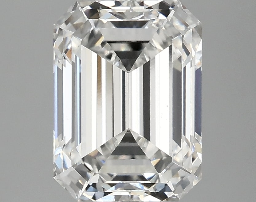 Loose Diamond - EMERALD 3.14ct E VS2: Loose Diamond - EMERALD 3.14ct E VS2 Source: This is a real non-mined Diamond that has been grown in a lab Shape: EMERALD Carats: 3.14 Color: E Clarity: VS2 Certification: IGI Condition: Pre-Owned Add