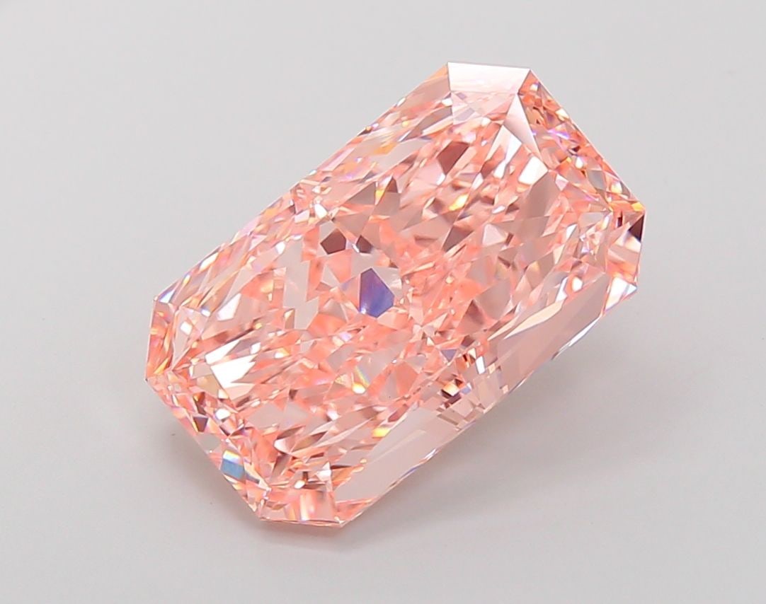 Loose Diamond - RADIANT 10.0ct Fancy Vivid Pink VVS2: Loose Diamond - RADIANT 10.0ct Fancy Vivid Pink VVS2 Source: This is a real non-mined Diamond that has been grown in a lab Shape: RADIANT Carats: 10.0 Color: Fancy Vivid Pink Certification: IGI Video: