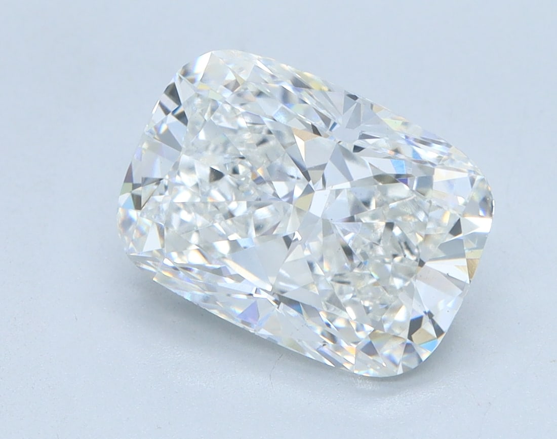 Loose Diamond - LONG CUSHION 3ct E VS1: Loose Diamond - LONG CUSHION 3ct E VS1 Source: This is a real non-mined Diamond that has been grown in a lab Shape: LONG CUSHION Carats: 3 Color: E Clarity: VS1 Certification: IGI Condition: Pre-Owned
