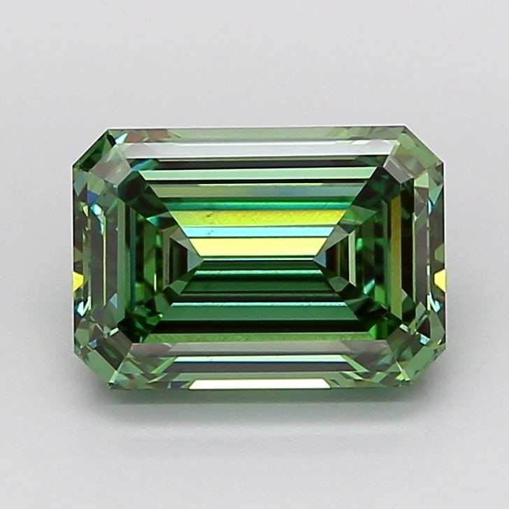 Loose Diamond - EMERALD 3.23ct Fancy Vivid Green VS1: Loose Diamond - EMERALD 3.23ct Fancy Vivid Green VS1 Source: This is a real non-mined Diamond that has been grown in a lab Shape: EMERALD Carats: 3.23 Color: Fancy Vivid Green Certification: IGI Video