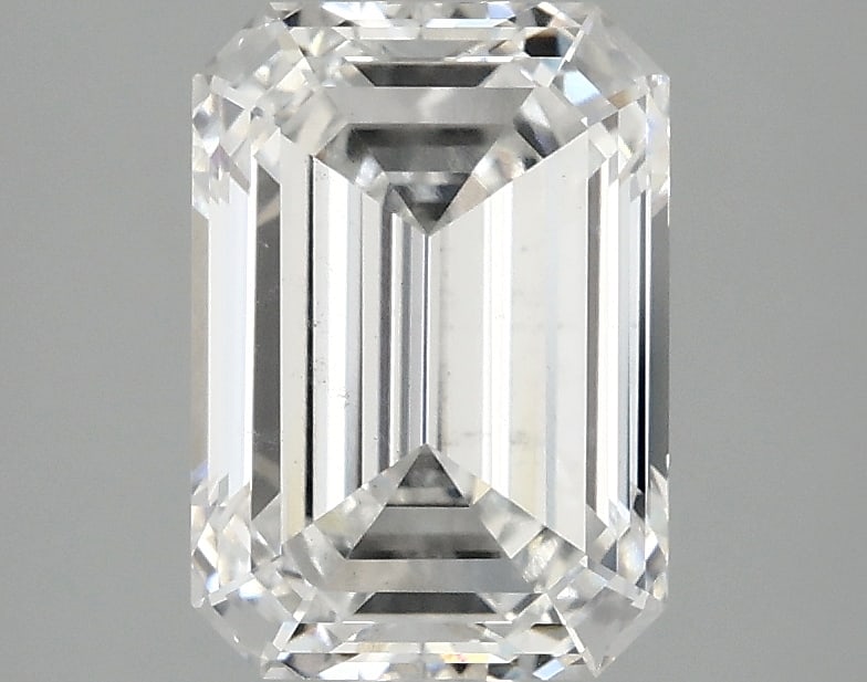 Loose Diamond - EMERALD 2.43ct E VS2: Loose Diamond - EMERALD 2.43ct E VS2 Source: This is a real non-mined Diamond that has been grown in a lab Shape: EMERALD Carats: 2.43 Color: E Clarity: VS2 Certification: IGI Condition: Pre-Owned Add