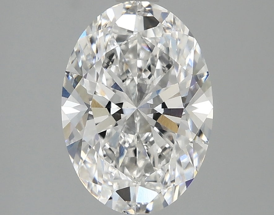 Loose Diamond - OVAL 2.27ct E VS2: Loose Diamond - OVAL 2.27ct E VS2 Source: This is a real non-mined Diamond that has been grown in a lab Shape: OVAL Carats: 2.27 Color: E Clarity: VS2 Certification: IGI Condition: Pre-Owned Additiona