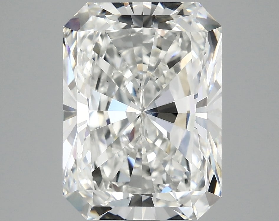 Loose Diamond - RADIANT 3.92ct F VS1: Loose Diamond - RADIANT 3.92ct F VS1 Source: This is a real non-mined Diamond that has been grown in a lab Shape: RADIANT Carats: 3.92 Color: F Clarity: VS1 Certification: IGI Condition: Pre-Owned