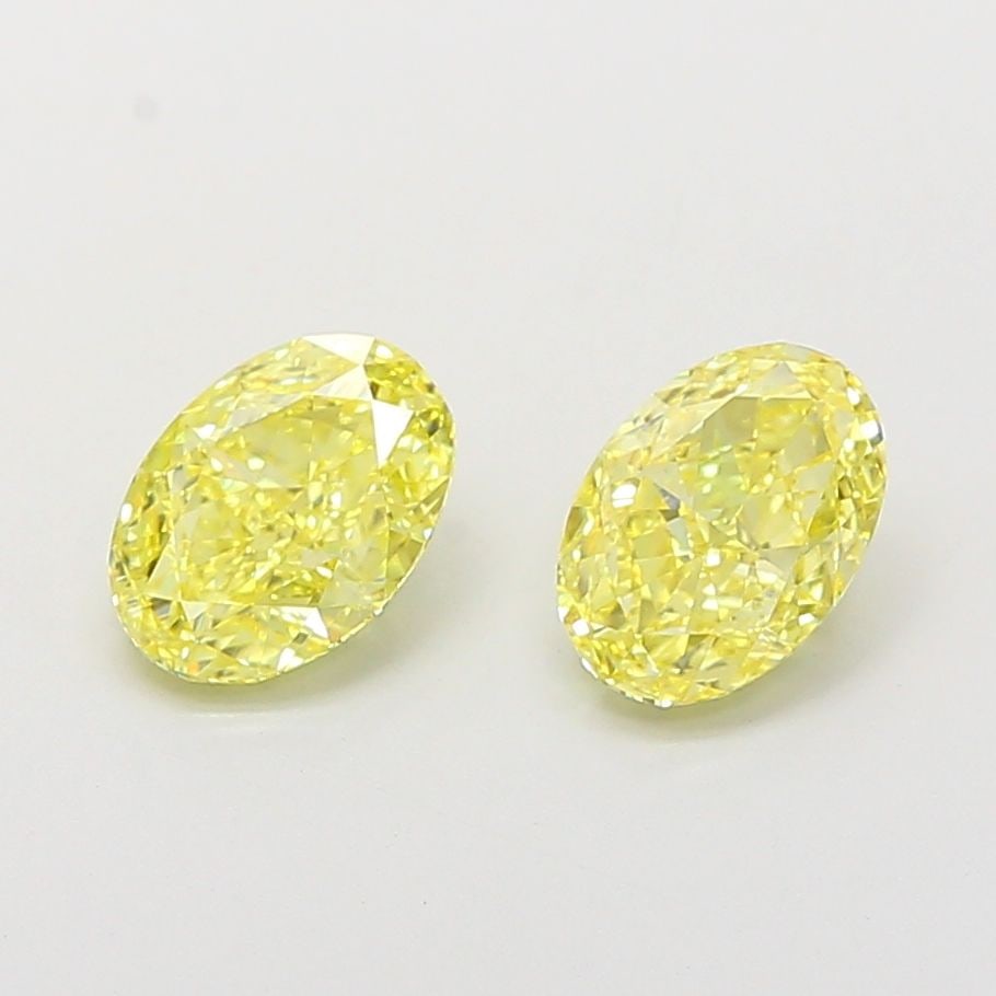 Loose Diamond - OVAL 1.15ct Fancy Vivid Yellow VVS2: Loose Diamond - OVAL 1.15ct Fancy Vivid Yellow VVS2 Source: This is a real non-mined Diamond that has been grown in a lab Shape: OVAL Carats: 1.15 Color: Fancy Vivid Yellow Certification: IGI Video: