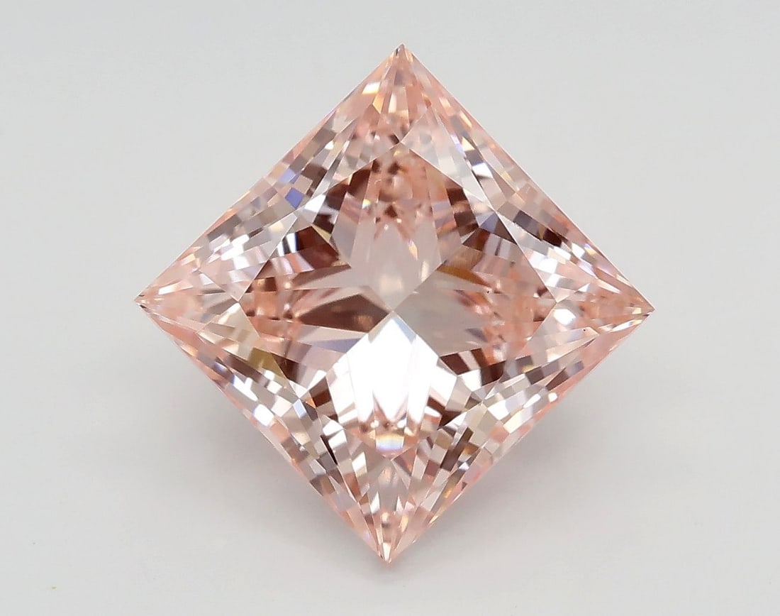 Loose Diamond - PRINCESS 3.71ct Fancy Intense Pink VS2: Loose Diamond - PRINCESS 3.71ct Fancy Intense Pink VS2 Source: This is a real non-mined Diamond that has been grown in a lab Shape: PRINCESS Carats: 3.71 Color: Fancy Intense Pink Certification: IGI V