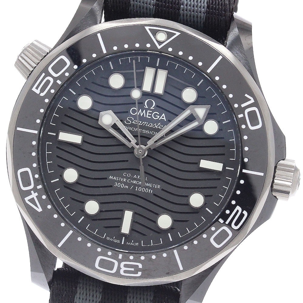 OMEGA Seamaster Diver 300M Men's Co-Axial Wristwatch 210.92.44.20.01.002: OMEGA Seamaster Diver 300M Men's Co-Axial Wristwatch 210.92.44.20.01.002 This is an OMEGA Seamaster Diver 300M Co-Axial men's wristwatch, model 210.92.44.20.01.002. The watch is of Swiss origin and is