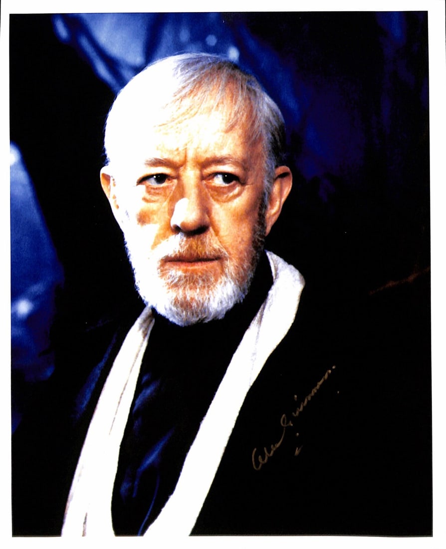 Rare Alec Guinness Signed Return of the Jedi Photo Beckett 10 Autograph: Rare Alec Guinness Signed Return of the Jedi Photo Beckett 10 Autograph This is an original 8.5" x 11" color photograph from Star Wars: Return of the Jedi, signed by Alec Guinness as Obi-Wan Kenobi in